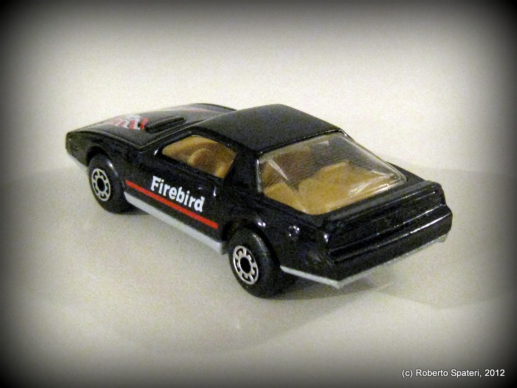 Matchbox Pontiac Firebird (n.MB-51)